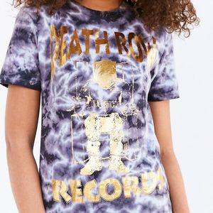 ✨Urban Outfitters Graphic Tee✨